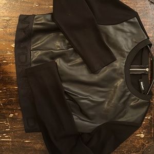 COPY - Dkny faux leather crop top w. LOGO